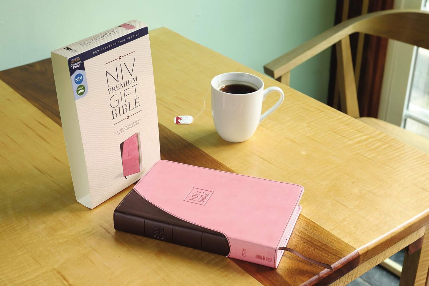 NIV, Premium Gift Bible, Leathersoft, Pink